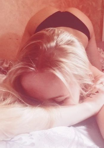Проститутка Регина (27), 2,500 ₽ час, Секс классический, Минет в презервативе, тел +7(928)653-39-96
