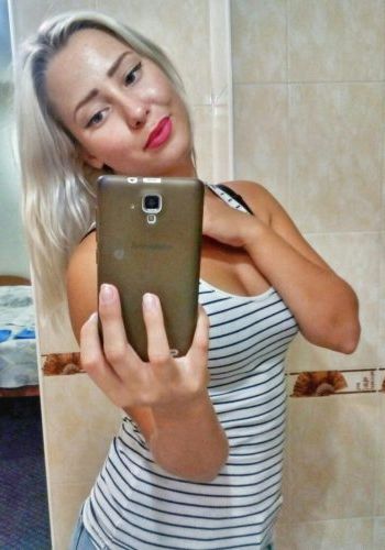 Шлюха Светлана (27), Волоколамская, 3,000 ₽ час, Минет без резинки, Минет глубокий, тел +7(900)572-53-85