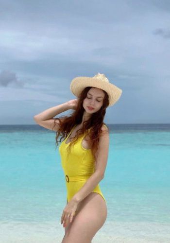 Жрица любви  Клава (32), 8,000 ₽ час, Стриптиз профи, Окончание в рот, тел +7(904)582-61-07