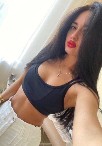 Путана  Карина (26), 5,000 ₽ час, Секс классический, Массаж расслабляющий, тел +7(989)067-23-03