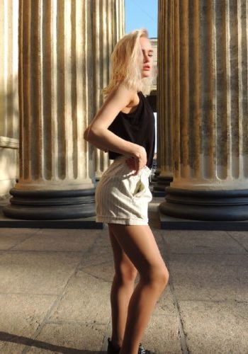 Куртизанка Арина (25), 3,500 ₽ час, Массаж эротический, Окончание в рот, тел +7(921)958-90-31