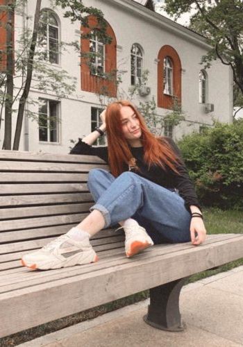 Путана  Ольга (27), 5,000 ₽ час, Окончание в рот, Золотой дождь вам (мужчине), тел +7(902)231-27-42