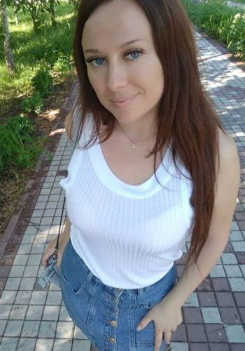 Массажистка  ИННА (22), Юго-Восточная, 5,000 ₽ час, Окончание на грудь, Окончание на лицо, тел +7(902)781-08-81