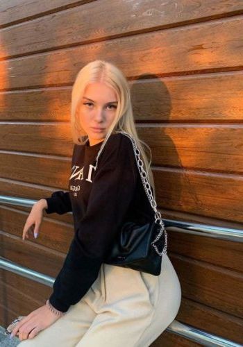 Жрица любви  Лия (26), Щелковская, 5,000 ₽ час, Окончание на грудь, Окончание на лицо, тел +7(900)264-76-15