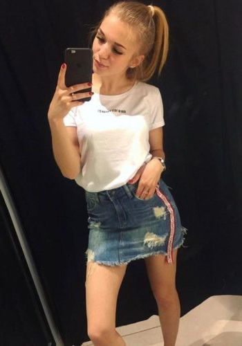 Путана   Ольга (25), Кунцевская, 5,000 ₽ час, Минет в презервативе, Стриптиз профи, тел +7(938)581-73-74