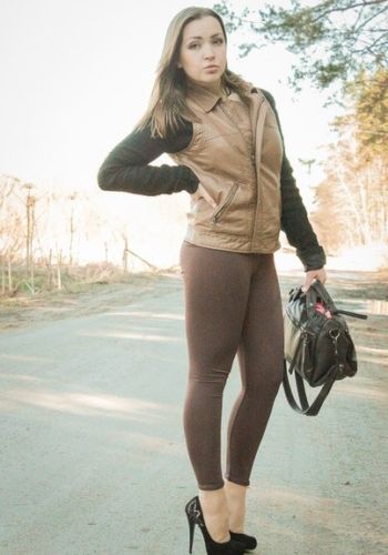 Шлюха Арина (26), Алтуфьево, 3,500 ₽ час, Минет без резинки, Окончание в рот, тел +7(902)902-91-01