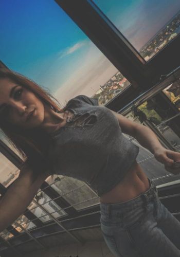 Ночная бабочка КАРИНА (28), Спортивная, 3,500 ₽ час, Минет глубокий, Госпожа, тел +7(918)324-58-79