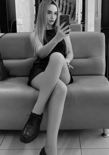 Шлюха  Регина (27), Улица академика Янгеля, 5,000 ₽ час, Минет глубокий, Окончание в рот, тел +7(938)205-27-43