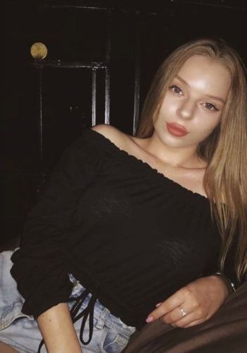 Путана  Диночка (28), Улица академика Янгеля, 5,000 ₽ час, Минет без резинки, Минет глубокий, тел +7(988)427-82-13