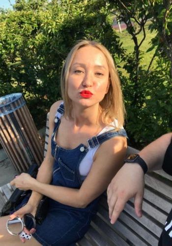 Жрица любви Даша (25), Улица академика Янгеля, 3,500 ₽ час, Массаж эротический, Окончание в рот, тел +7(921)601-15-04
