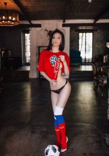 Массажистка Яна (28), Автозаводская, 6,000 ₽ час, Минет в презервативе, Окончание на лицо, тел +7(951)786-41-80