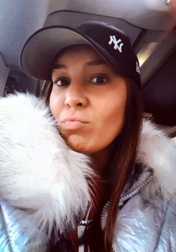 Массажистка Адель (27), Бутово, 3,500 ₽ час, Минет в презервативе, Минет без резинки, тел +7(950)473-08-26
