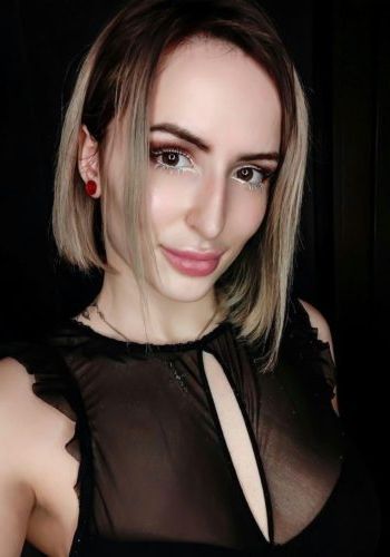 Путана Карина (28), 3,500 ₽ час, Секс классический, Окончание на грудь, тел +7(953)104-25-65
