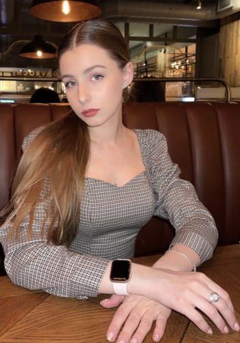Шлюха  Ольга (29), Библиотека имени Ленина, 4,000 ₽ час, Минет глубокий, Окончание в рот, тел +7(999)263-87-70