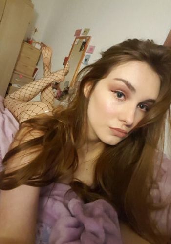 Профессионалка Дульсинея (22), Пионерская, 3,500 ₽ час, Минет в презервативе, Окончание на грудь, тел +7(921)408-27-24