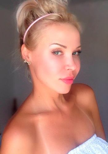Массажистка Татьяна (26), Новоясеневская, 3,000 ₽ час, Секс классический, Окончание на лицо, тел +7(989)548-49-15