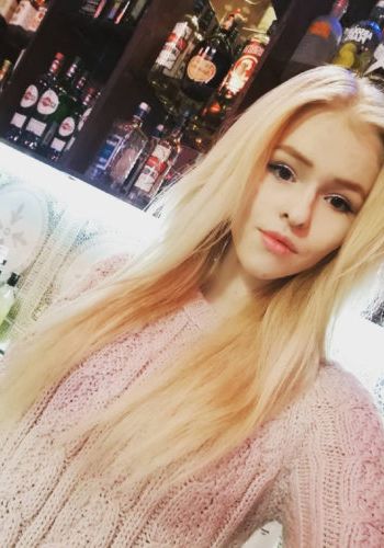 Шлюха Инга (22), Новоясеневская, 3,500 ₽ час, Минет без резинки, Минет глубокий, тел +7(937)124-80-51