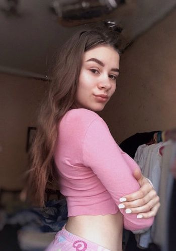 Жрица любви Галька (23), Перово, 3,500 ₽ час, Секс классический, Минет в презервативе, тел +7(921)097-65-08