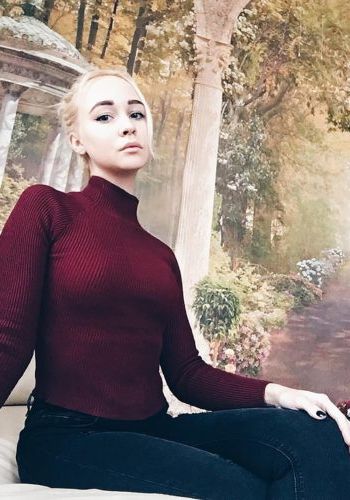 Массажистка Света (25), Перово, 3,500 ₽ час, Минет в презервативе, Легкая доминация, тел +7(928)863-75-10