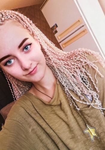 Массажистка Ольга (29), Площадь Ильича, 3,000 ₽ час, Минет глубокий, Окончание на грудь, тел +7(937)745-39-24