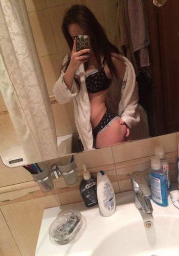 Шлюха Светка (27), Площадь Революции, 3,000 ₽ час, Секс классический, Окончание на грудь, тел +7(999)574-36-12