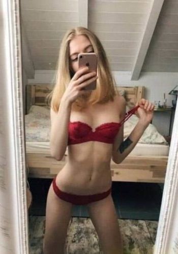 Ночная бабочка Мариночка (29), 3,000 ₽ час, Секс классический, Массаж эротический, тел +7(908)945-40-09