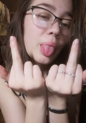 Куртизанка Оксанка (28), Внуково, 3,000 ₽ час, Минет в презервативе, Окончание на грудь, тел +7(989)452-95-06