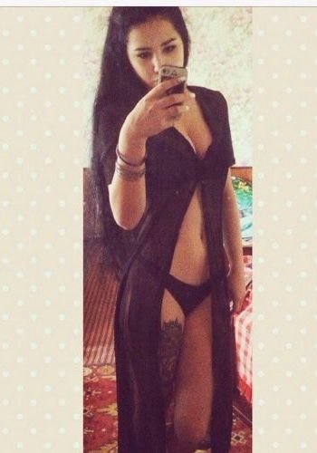 Массажистка Регина (24), 3,000 ₽ час, Минет без резинки, Окончание на грудь, тел +7(999)276-04-43
