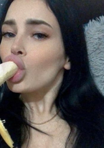 Проститутка Люба (27), 3,000 ₽ час, Минет без резинки, Минет глубокий, тел +7(988)695-67-24
