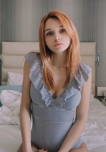 Массажистка Катрина (28), 3,000 ₽ час, Минет без резинки, Окончание на лицо, тел +7(952)715-19-18