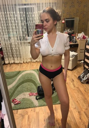 Профессионалка Белла (26), Каширская, 3,000 ₽ час, Секс классический, Окончание на грудь, тел +7(989)489-69-64
