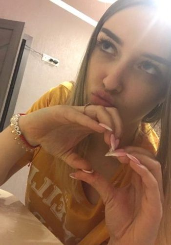 Эскортница Алекса (26), ЦСКА, 3,000 ₽ час, Минет в презервативе, Госпожа, тел +7(927)672-68-76
