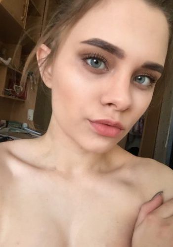 Шлюха Вика (32), Тестовская, 3,000 ₽ час, Минет в презервативе, Минет без резинки, тел +7(918)018-73-91