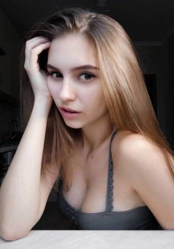 Массажистка Елизавета (28), Зорге, 3,000 ₽ час, Минет без резинки, Окончание на лицо, тел +7(978)046-42-19
