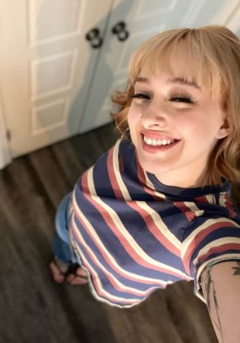 Ночная бабочка Юля (23), Беляево, 5,000 ₽ час, Минет глубокий, Окончание на грудь, тел +7(999)695-21-32