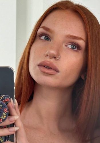 Путана Есения (28), Волжская, 3,000 ₽ час, Стриптиз профи, Окончание на грудь, тел +7(900)502-24-98