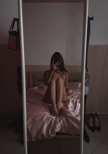 Жрица любви Изабелла (32), Раменки, 4,000 ₽ час, Минет в презервативе, Окончание на лицо, тел +7(978)901-09-96