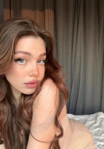 Шлюха Лида (22), Достоевская, 4,000 ₽ час, Окончание на грудь, Окончание на лицо, тел +7(918)304-29-47