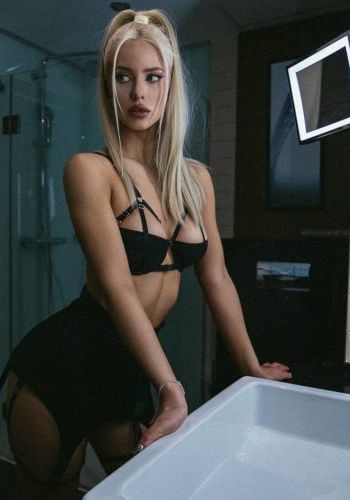 Куртизанка Катерина (25), Москва Товарная, 4,000 ₽ час, Секс классический, Массаж эротический, тел +7(952)563-89-08