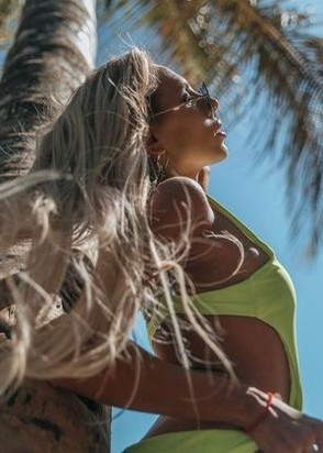 Куртизанка Марина (24), Смоленская, 6,000 ₽ час, Секс анальный, Массаж урологический, тел +7(918)801-25-50