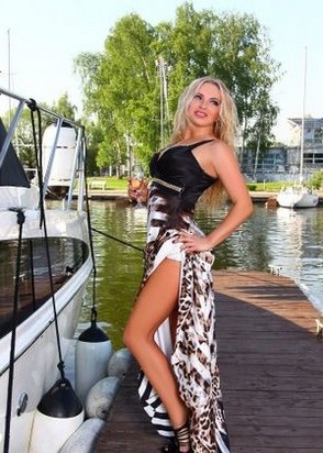 Массажистка Рита (26), Орехово-Борисово Южное, 8,000 ₽ час, Минет глубокий, Окончание на грудь, тел +7(904)052-39-24