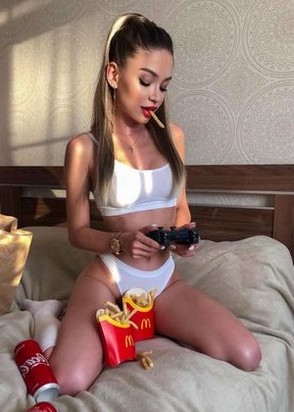 Профессионалка Моника (21), Шелепиха, 5,000 ₽ час, Секс классический, Игры, тел +7(927)839-61-43