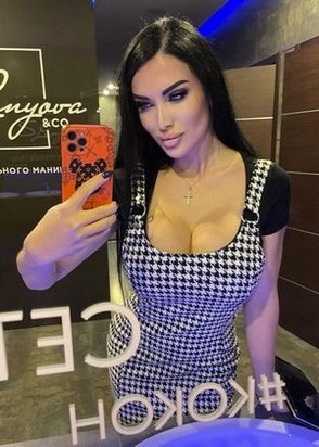 Шлюха Эрика (30), Студенческая, 10,000 ₽ час, Секс классический, Массаж расслабляющий, тел +7(931)790-82-23