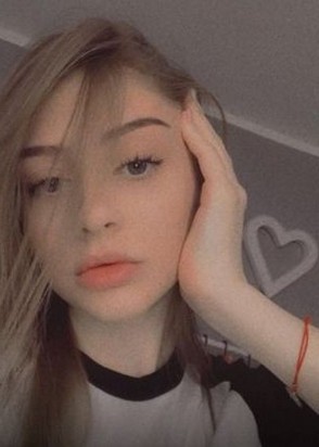 Содержанка Леночка (24), Авиамоторная, 1,500 ₽ час, Минет в презервативе, Окончание на лицо, тел +7(952)586-73-69