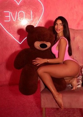 Содержанка Регина (24), Севастопольская, 8,000 ₽ час, Минет в презервативе, Массаж эротический, тел +7(928)836-95-51
