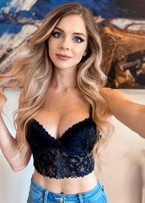 Эскортница Кира (23), Крылатское, 6,000 ₽ час, Секс классический, Минет в презервативе, тел +7(927)059-30-49