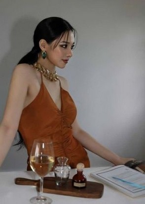 Содержанка Шаха настоящая (24), Первомайская, 7,000 ₽ час, Окончание на грудь, Массаж расслабляющий, тел +7(999)876-82-86