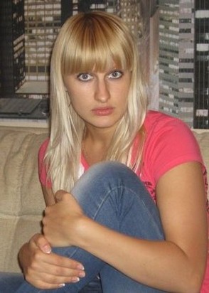 Жрица любви Лиза (22), 3,000 ₽ час, Секс классический, Минет в презервативе, тел +7(952)710-67-13