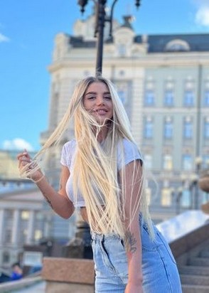 Девушка по вызову Соня (24), Таганская, 15,000 ₽ час, Секс классический, Стриптиз не профи, тел +7(931)582-70-07
