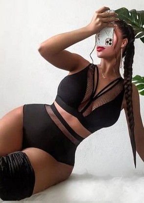 Путана Карина (25), Смоленская, 6,000 ₽ час, Секс классический, Массаж расслабляющий, тел +7(919)978-31-38